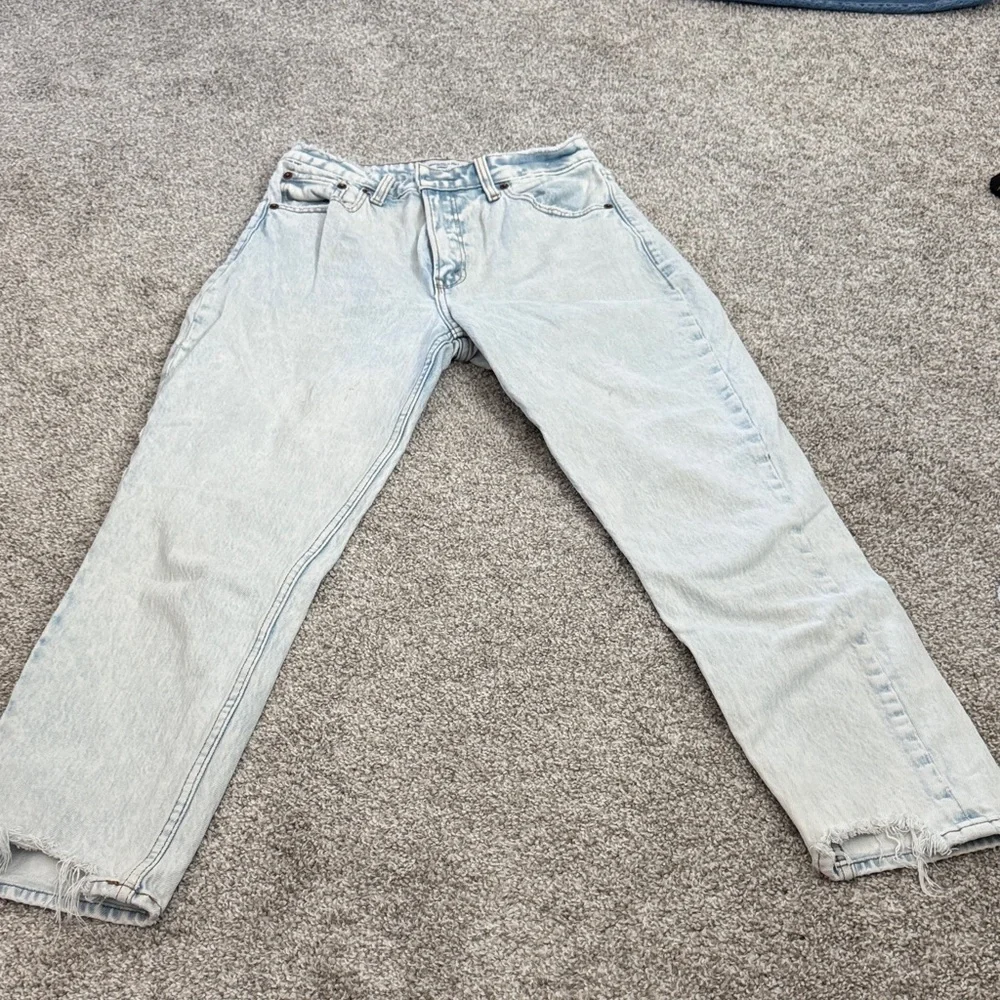 Abercrombie & Fitch Curve Love Acid Wash High-Rise Mom Jeans SZ 2 3/$30 - Picture 2 of 16